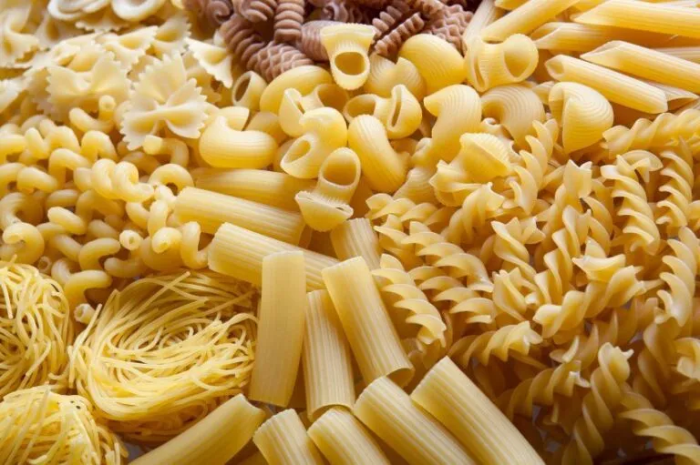 Калорійність макаронів: 158 ккал на 100 г варених і 316 ккал у порції